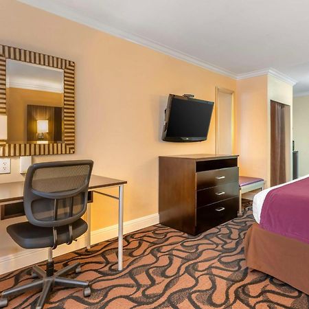 Best Western Plus Airport Plaza San Jose Esterno foto