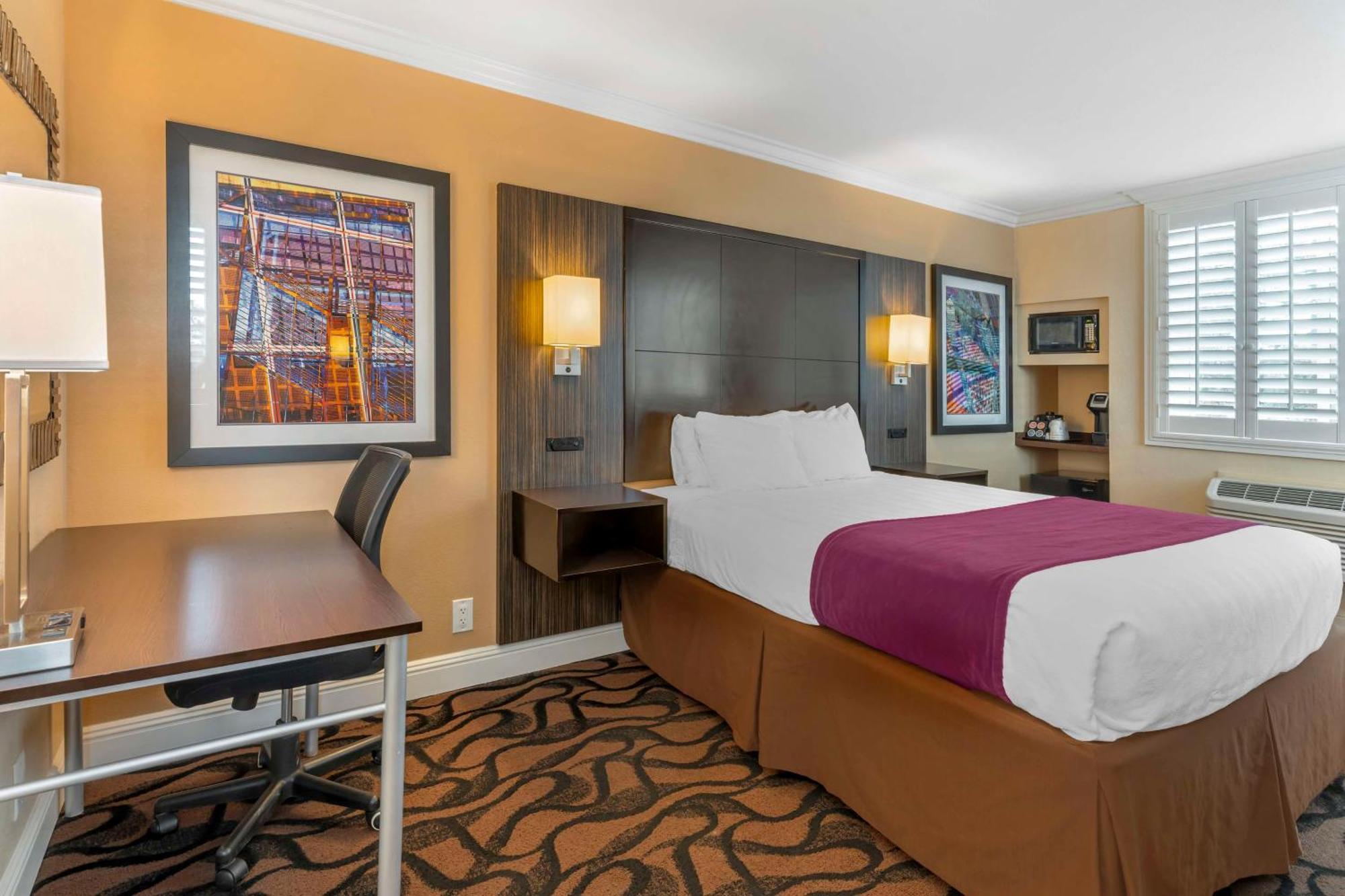Best Western Plus Airport Plaza San Jose Esterno foto