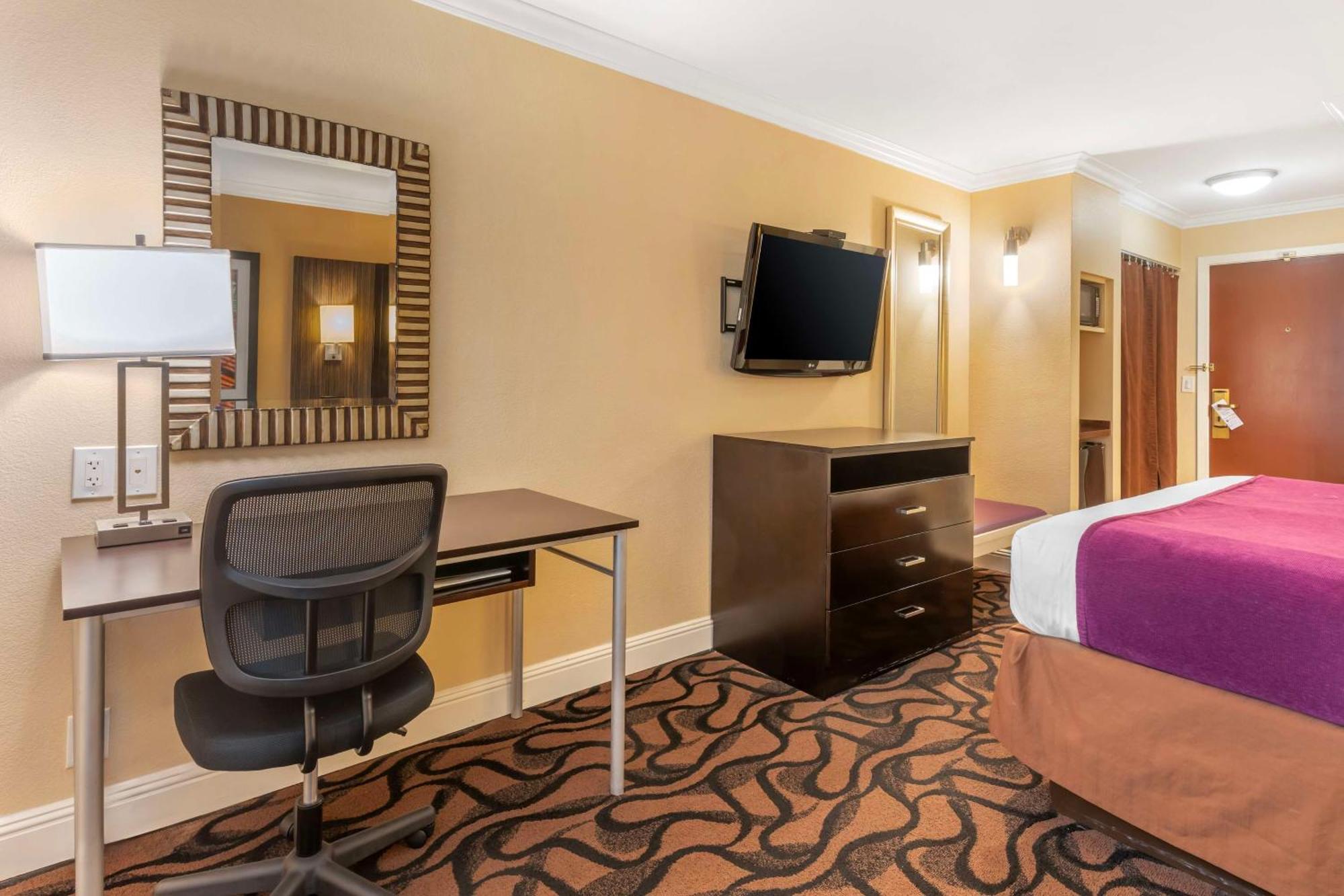 Best Western Plus Airport Plaza San Jose Esterno foto