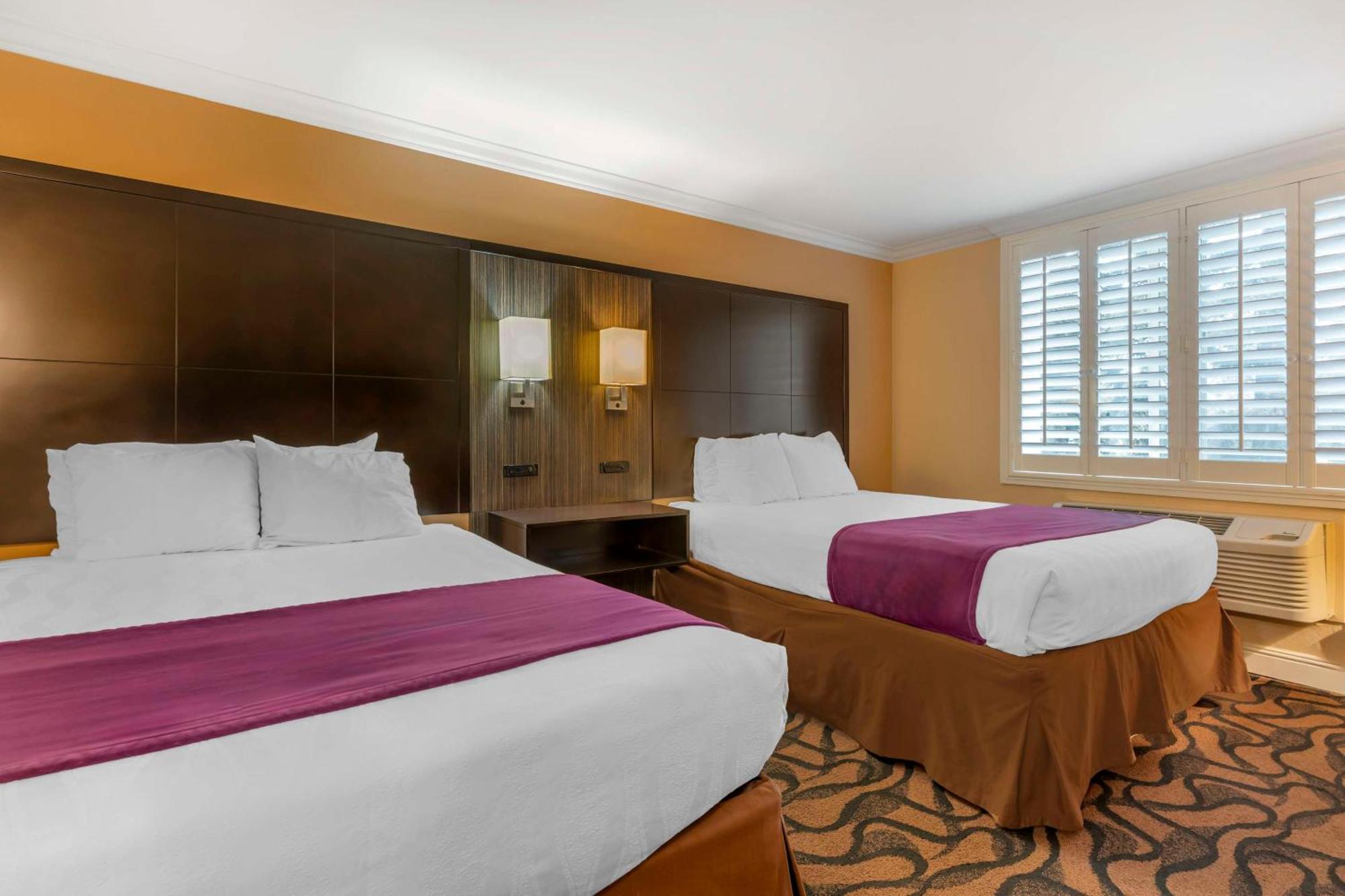 Best Western Plus Airport Plaza San Jose Esterno foto