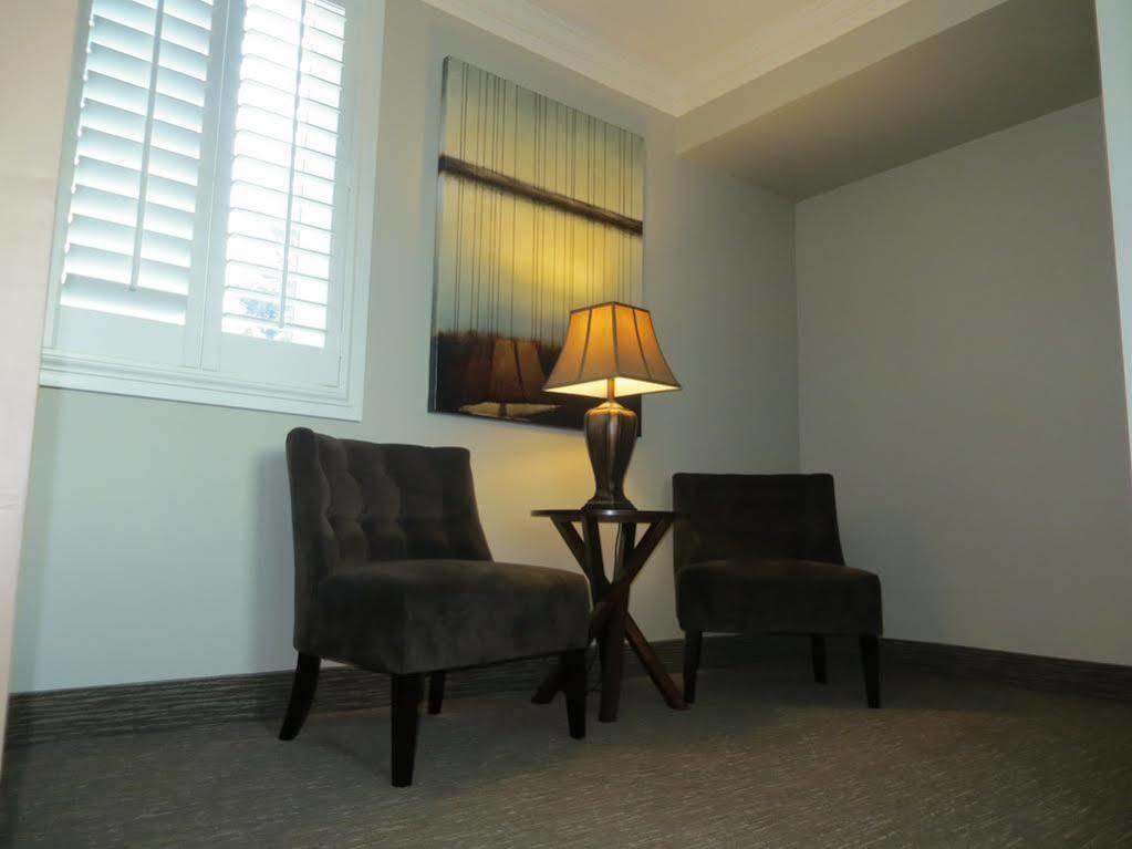 Best Western Plus Airport Plaza San Jose Esterno foto